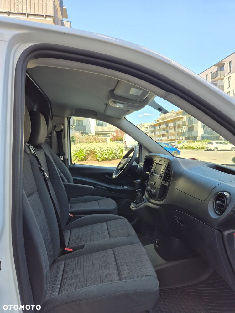 Mercedes-Benz Vito - 22