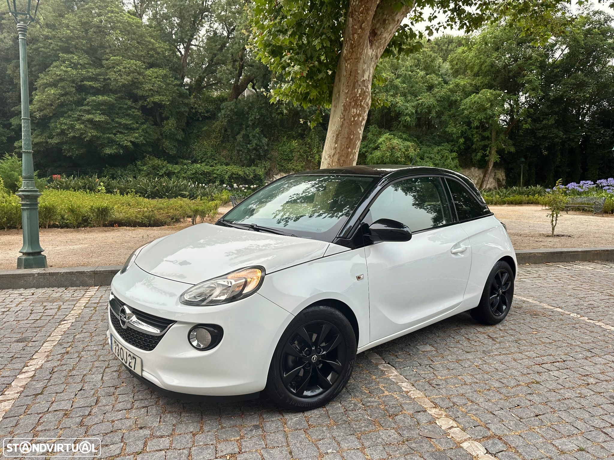 Opel Adam 1.2 Glam - 1