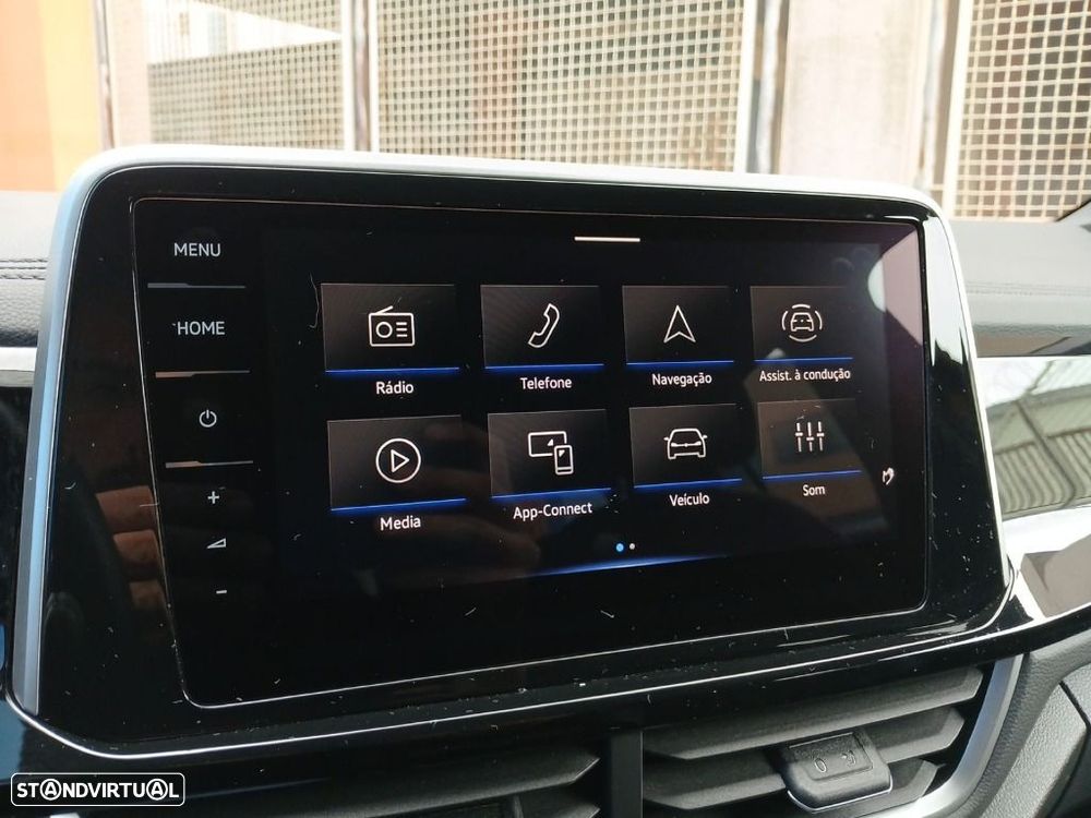 VW T-Roc 2.0 TDI R-Line DSG - 24