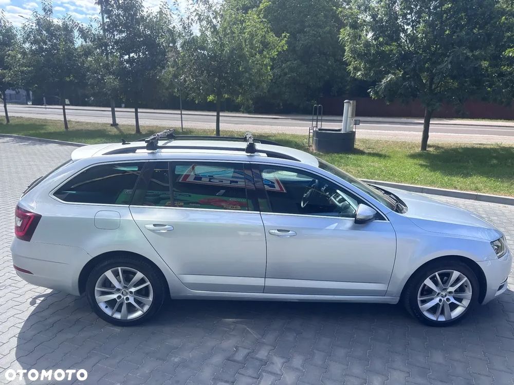 Skoda Octavia 2.0 TDI DSG Style - 22