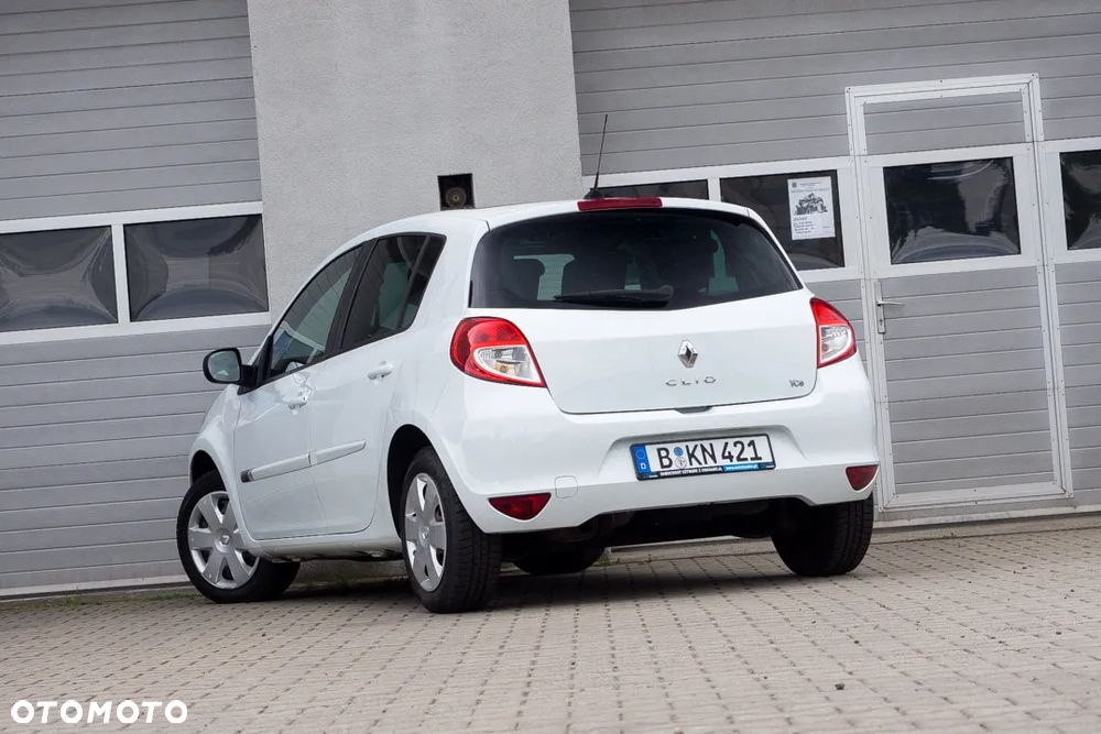 Renault Clio 1.2 16V TCE Night&Day - 9