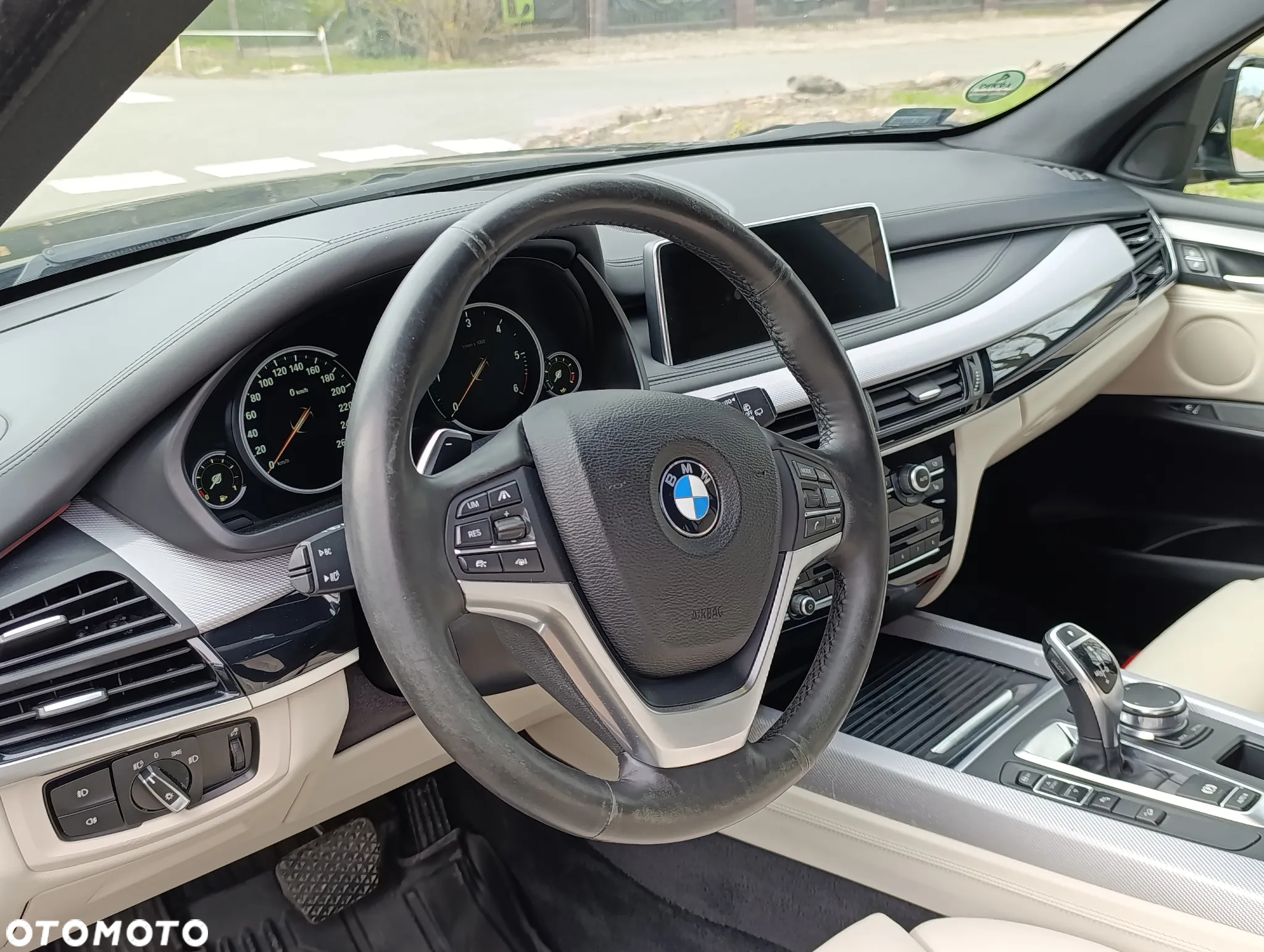 BMW X5 xDrive40d - 10