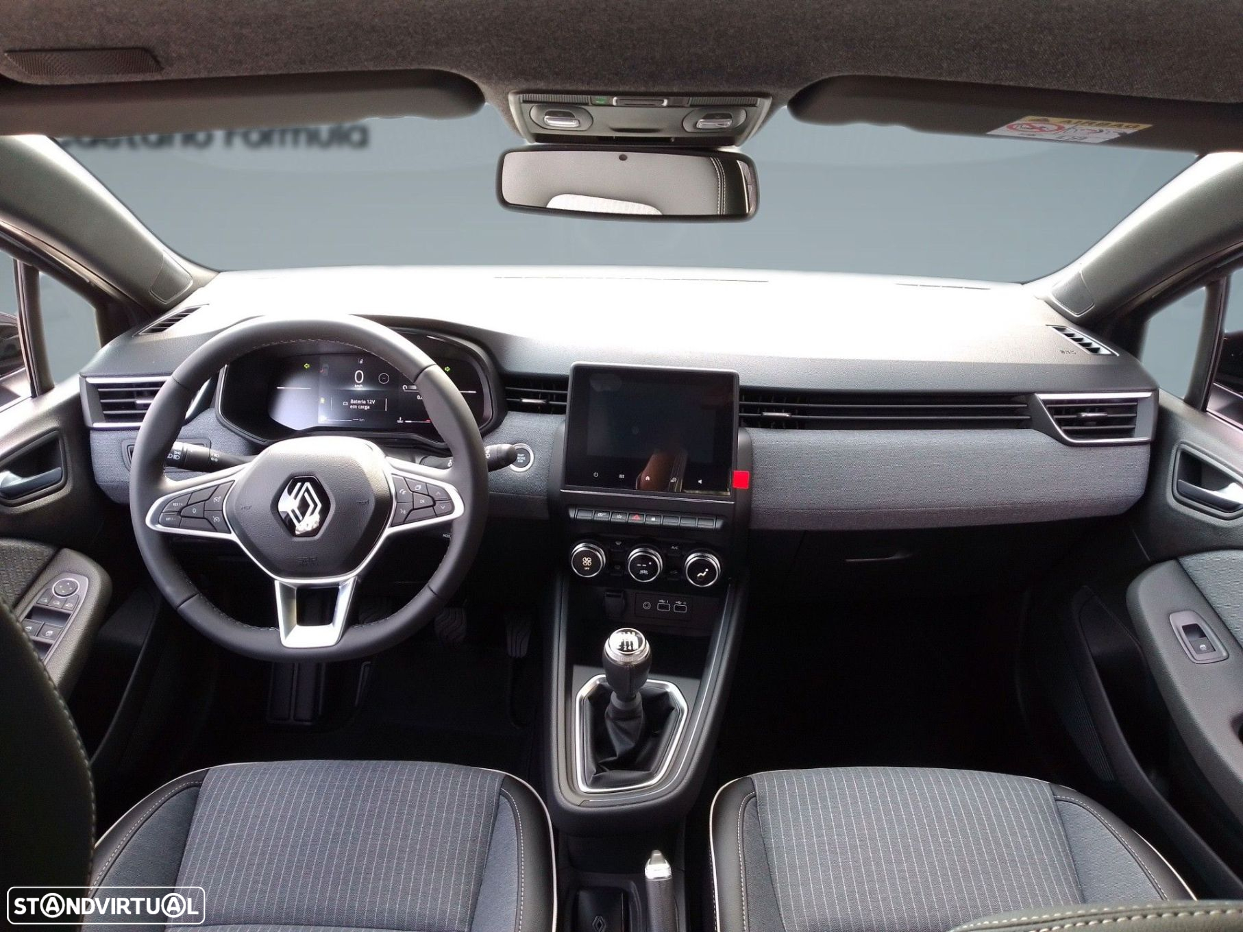 Renault Clio 1.0 TCe Techno Bi-Fuel - 12