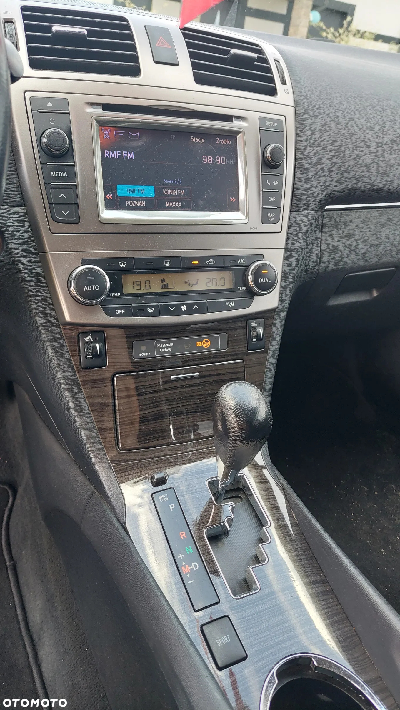 Toyota Avensis 2.2 D-4D Sol Plus - 13