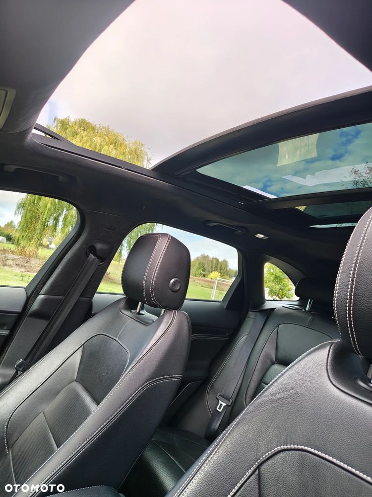Jaguar F-Pace - 31