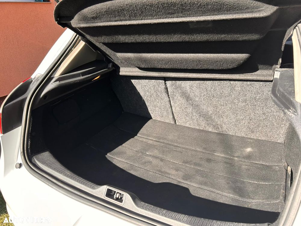 Renault Megane 1.5 dCi Authentique - 5