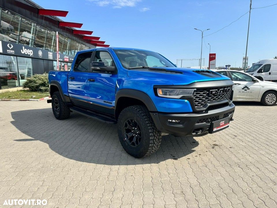 Dodge RAM - 4