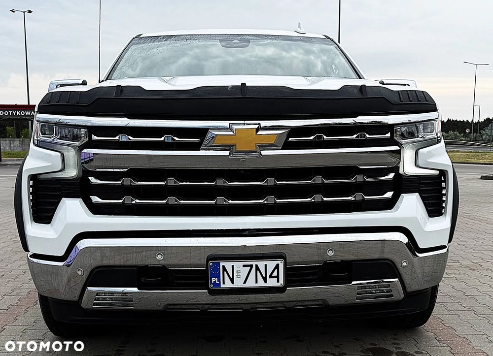 Chevrolet Silverado - 8