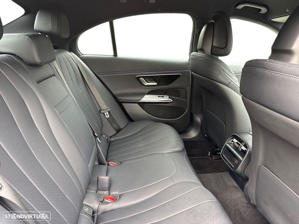 Mercedes-Benz E 300 de - 15