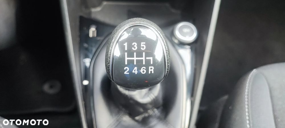 Ford Fiesta 1.0 EcoBoost Start-Stop Celebration - 17