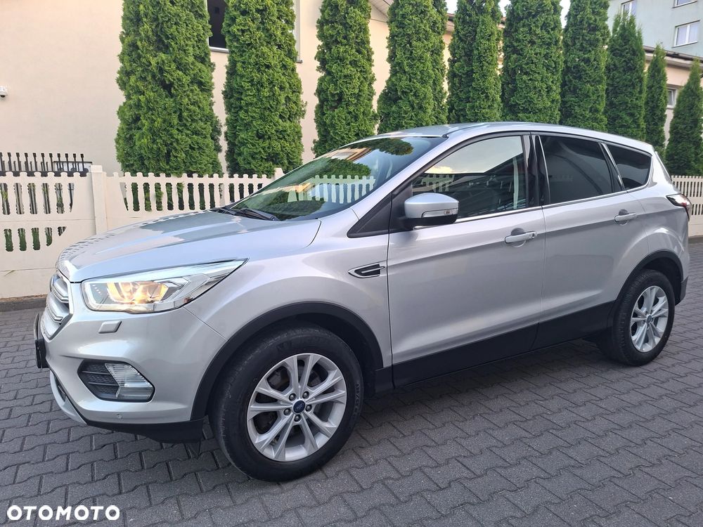 Ford Kuga 2.0 TDCi 2x4 Black & Silver - 3
