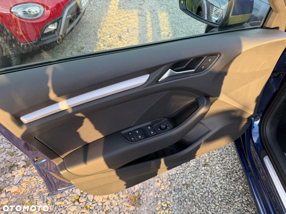 Audi A3 Sportback 2.0 TDI (clean diesel) Ambition - 30