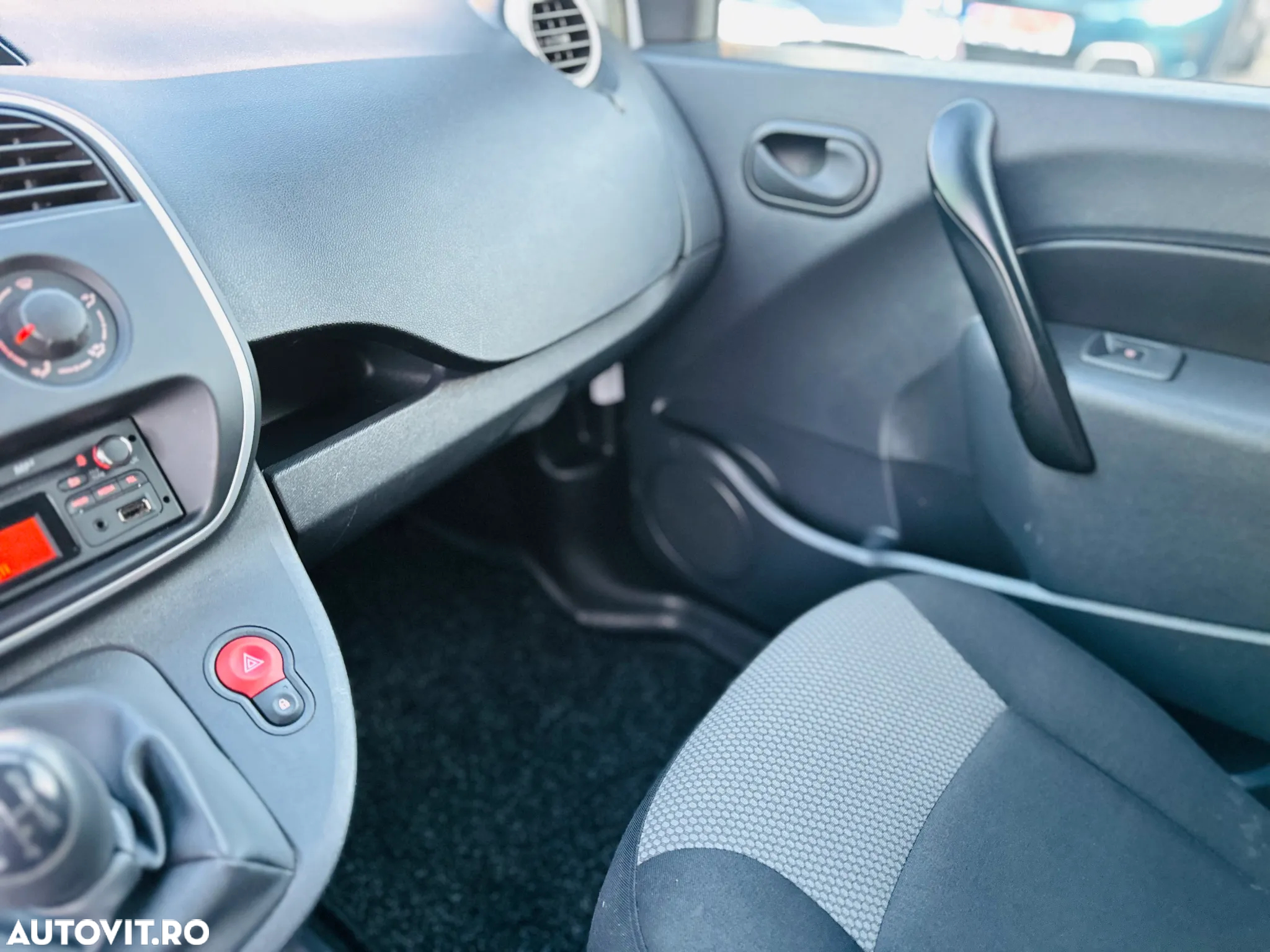 Renault Kangoo Rapid Maxi dCi 90 Extra - 16