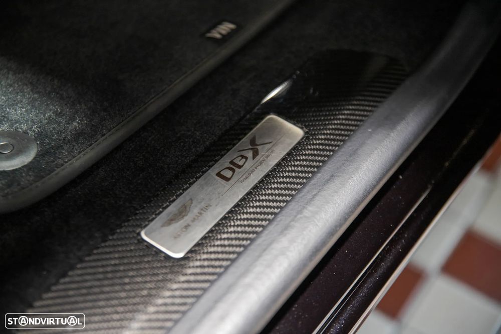 Aston Martin DBX 707 - 19