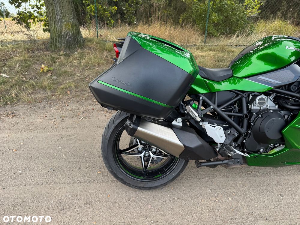 Kawasaki Ninja H2 SX - 5