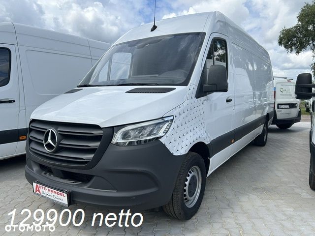 Mercedes-Benz Sprinter - 2