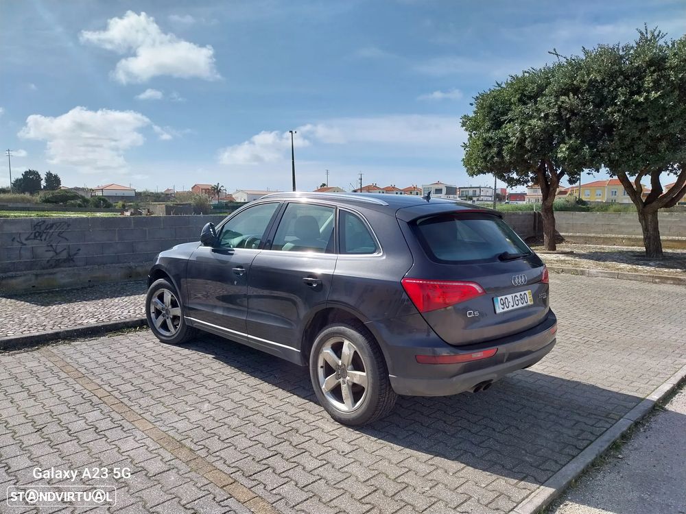 Audi Q5 2.0 TDI Exclusive S-tronic - 5