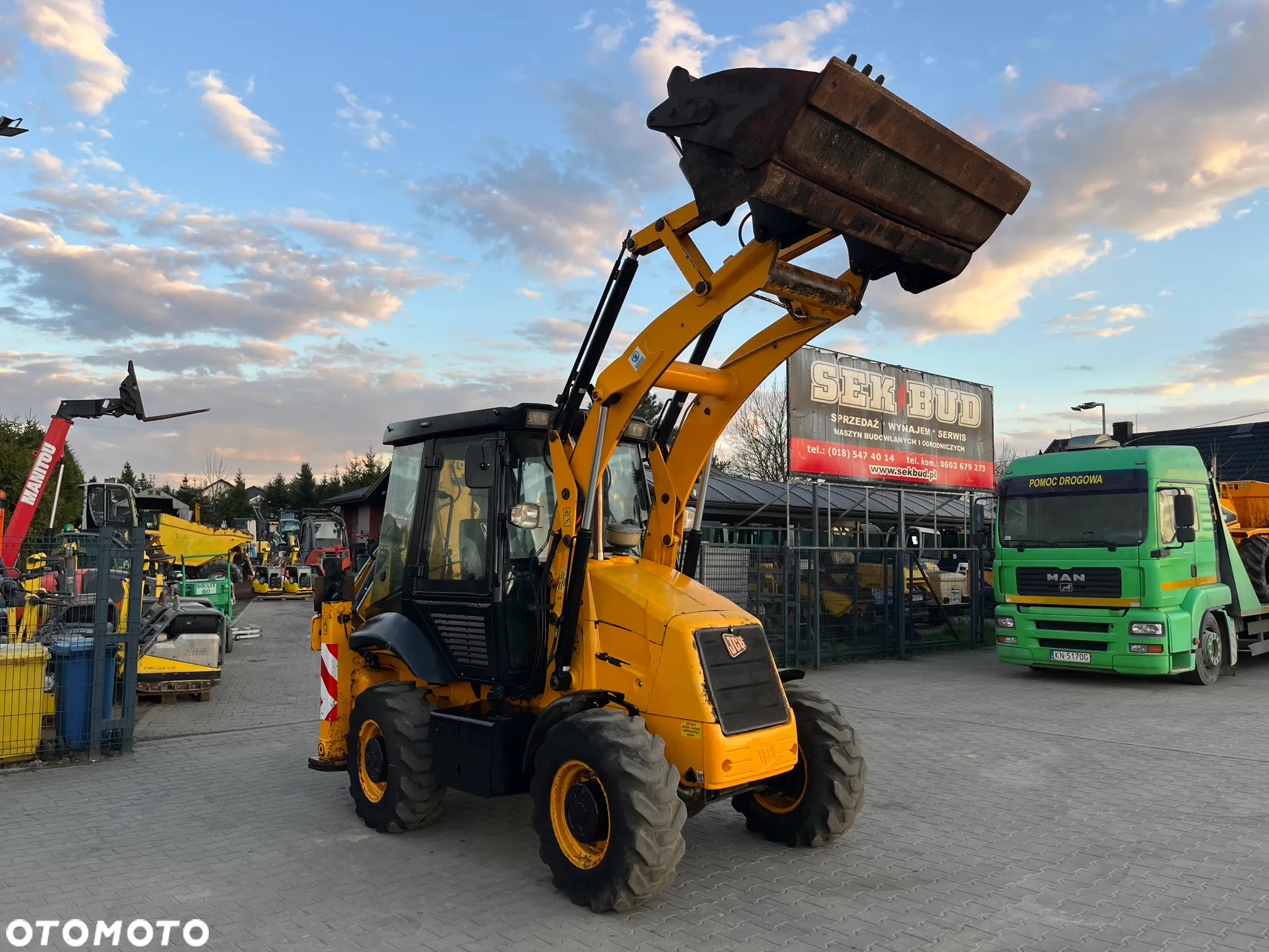 JCB 2CX - 8