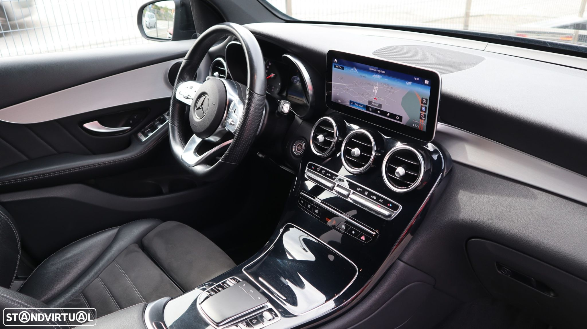 Mercedes-Benz GLC 300 de 4Matic - 18