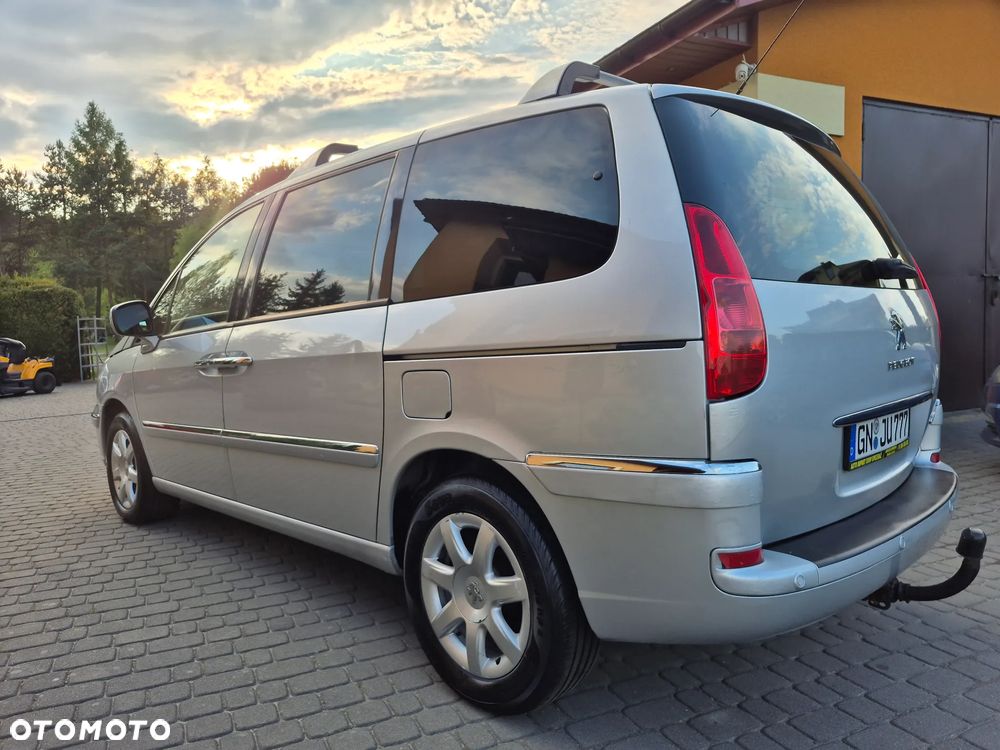 Peugeot 807 HDi 135 Active - 22