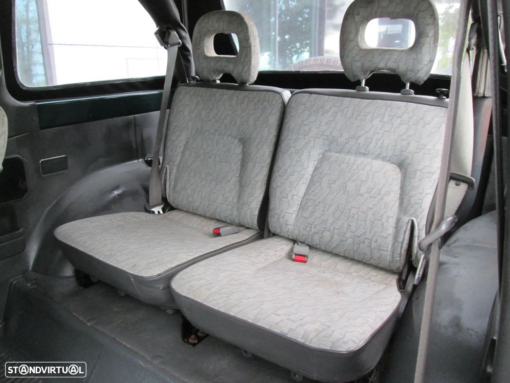 Mitsubishi Pajero - 11