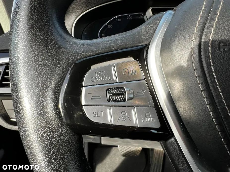 BMW Seria 5 530e Luxury Line - 20