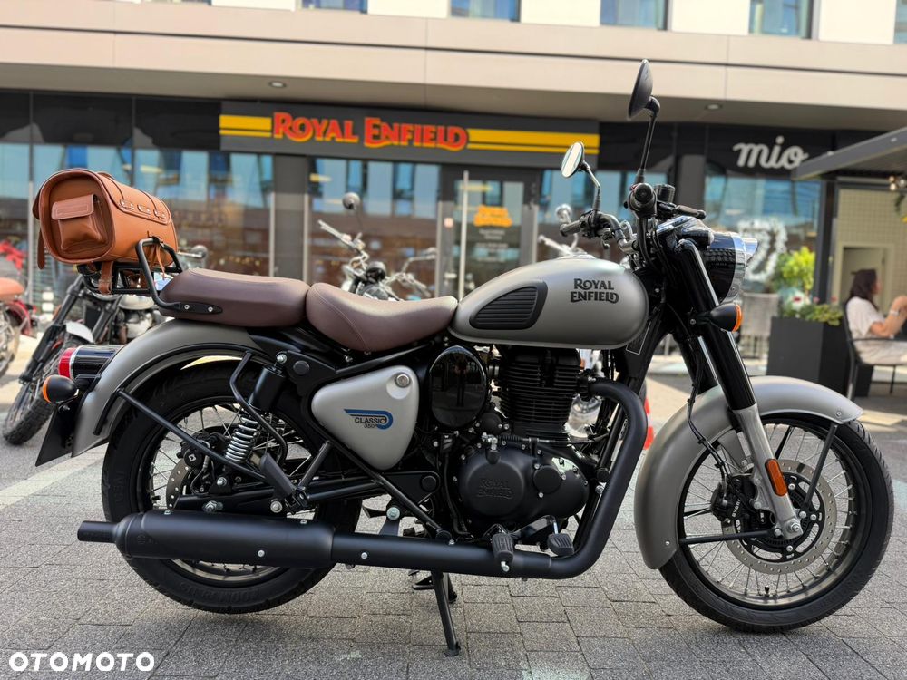 Royal Enfield Classic - 7