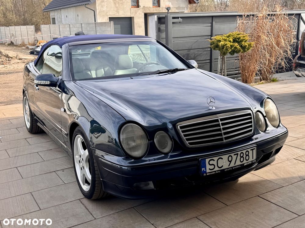 Mercedes-Benz CLK - 11