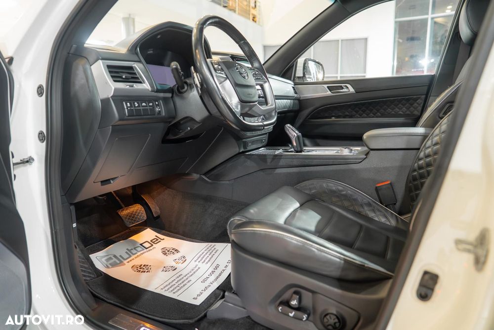 SsangYong REXTON 2.2 Diesel 4WD Aut. Black - 15