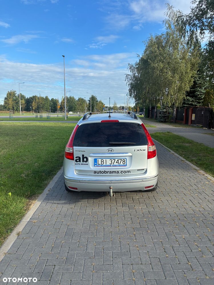 Hyundai i30 2.0 CRDi Premium - 4