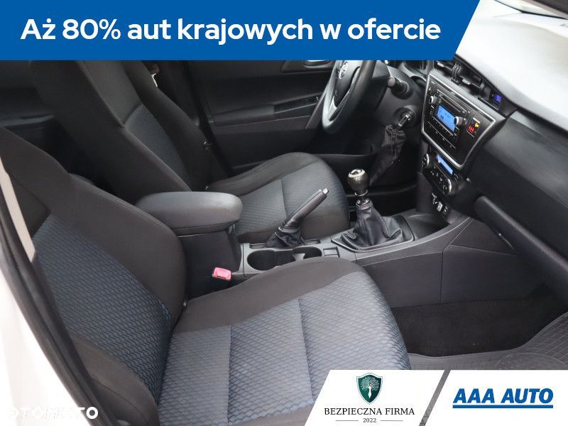 Toyota Auris - 10