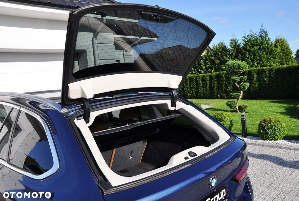 BMW Seria 5 520d mHEV - 34