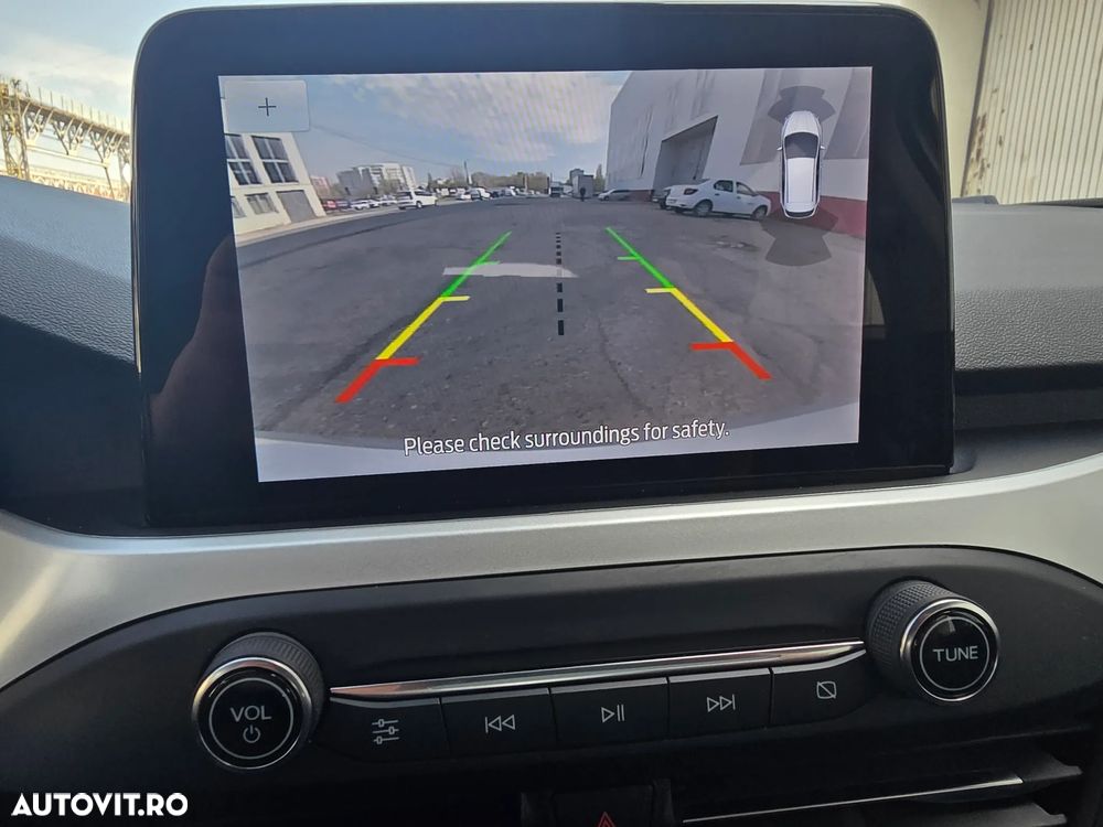 Ford Focus 1.5 EcoBlue Connected - 15