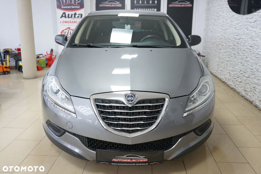 Lancia Delta 1.4 T-Jet Silver - 2