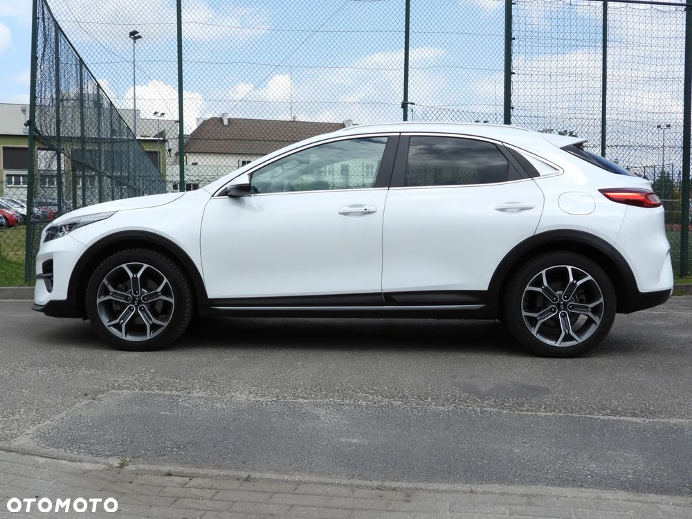 Kia XCeed - 12