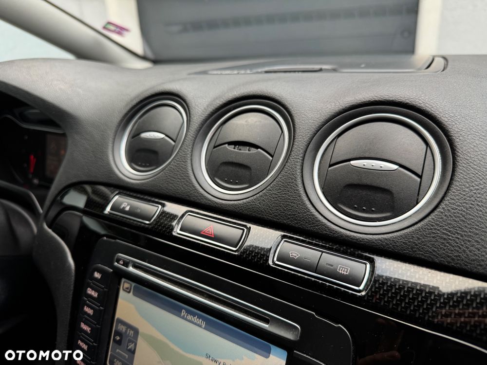 Ford S-Max 2.0 TDCi DPF Titanium X - 31