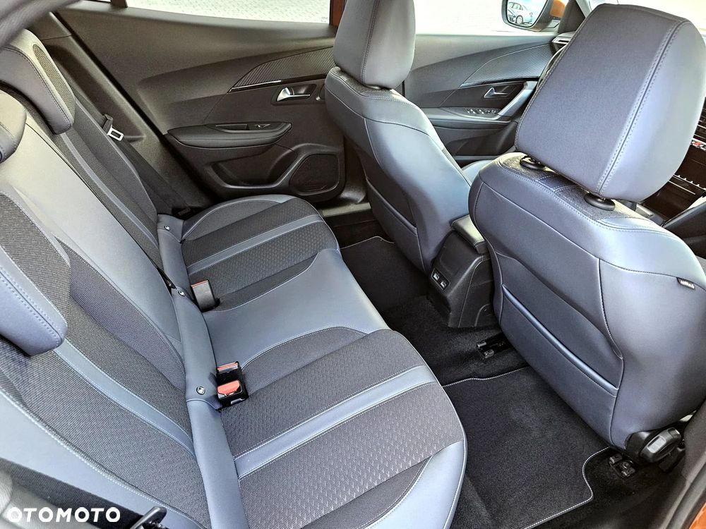 Peugeot 2008 - 25
