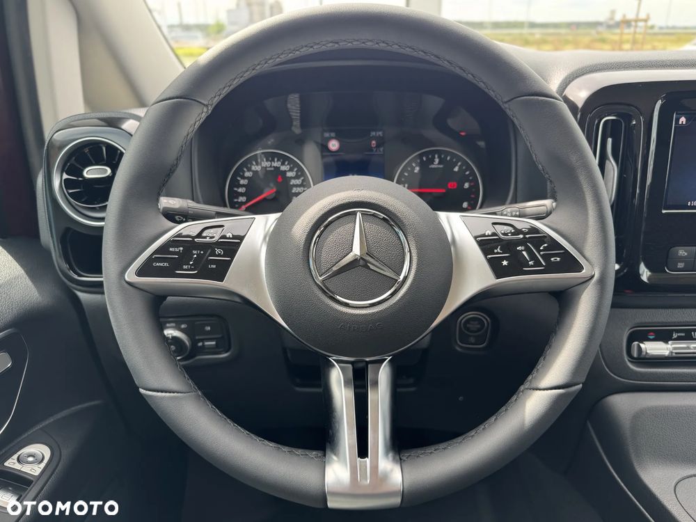 Mercedes-Benz Vito - 17
