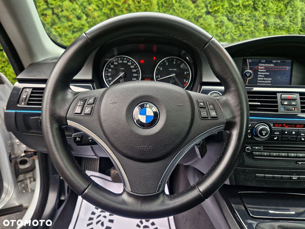 BMW Seria 3 - 27