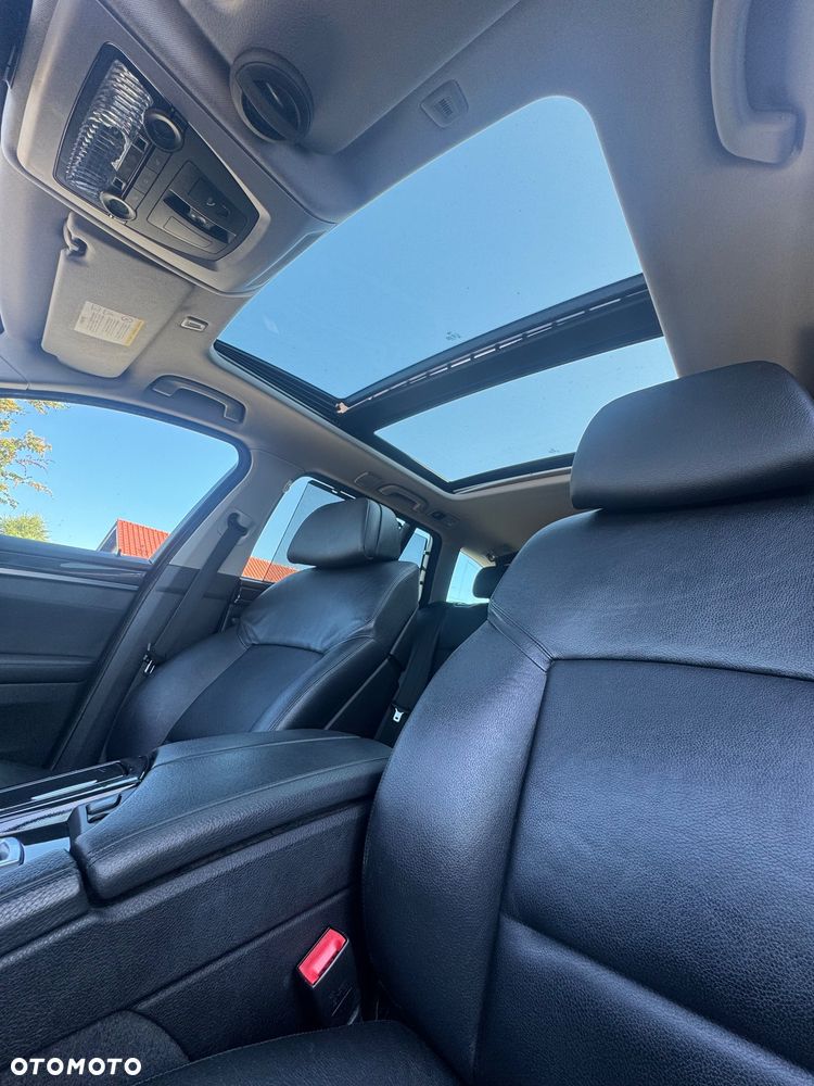 BMW Seria 5 530d xDrive - 16