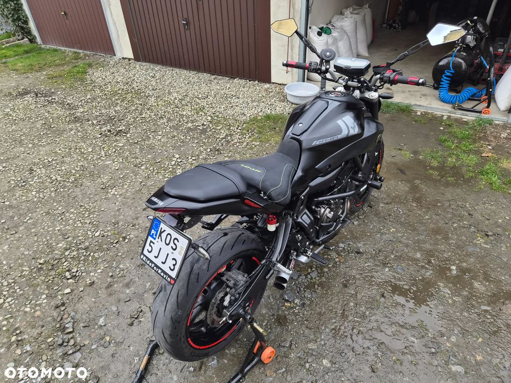 Yamaha MT - 9