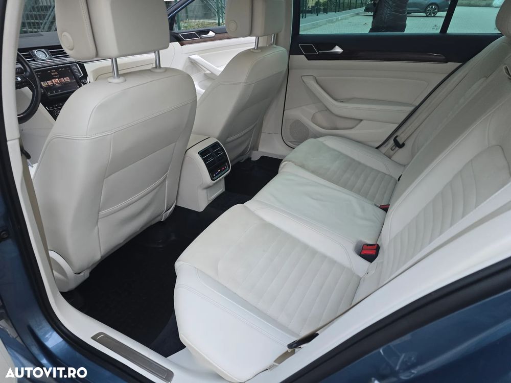 Volkswagen Passat - 15