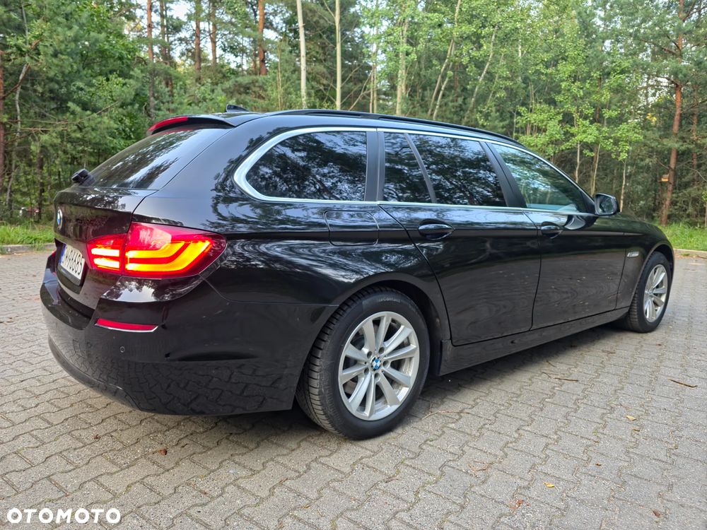 BMW Seria 5 520d - 23