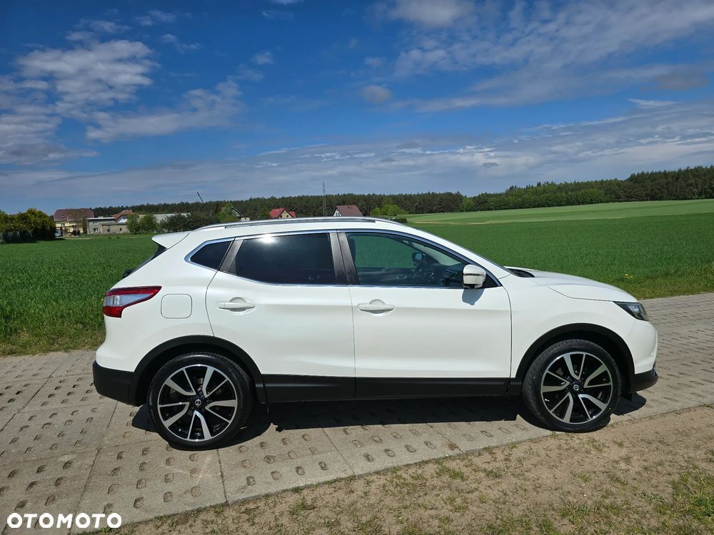 Nissan Qashqai 1.2 DIG-T N-Vision - 12