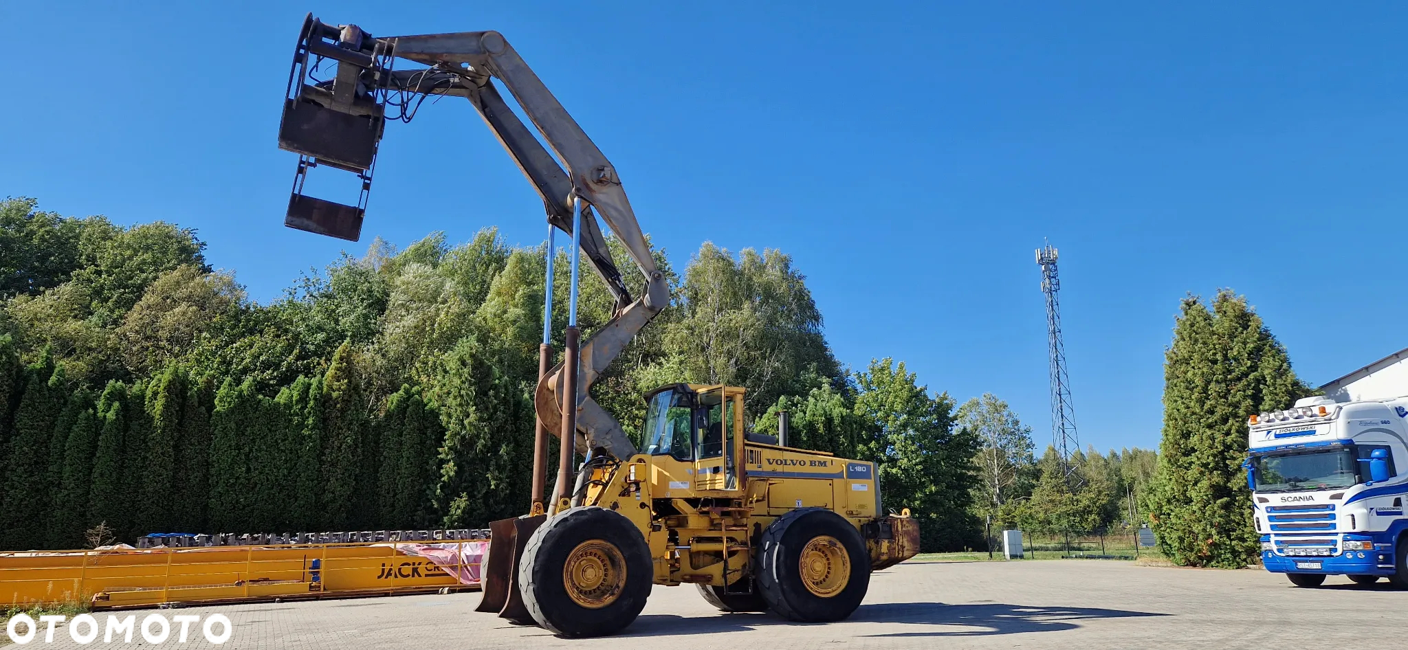 Volvo L 180 - 11