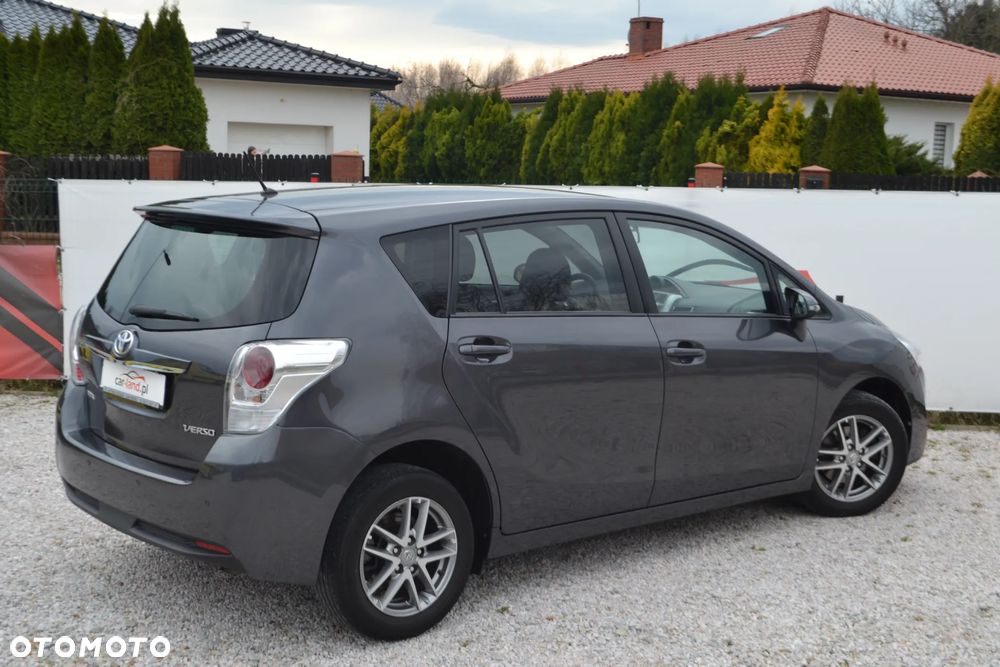Toyota Verso 1.6 D-4D Prestige - 15