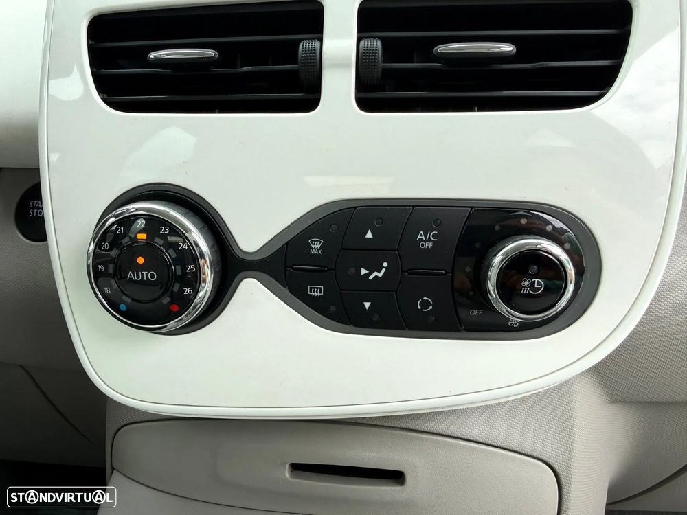 Renault Zoe (c/ Bateria) 41 kwh Intens - 15