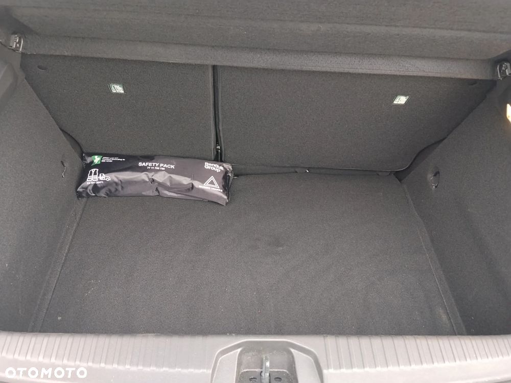 Renault Clio TCe 90 TECHNO - 26