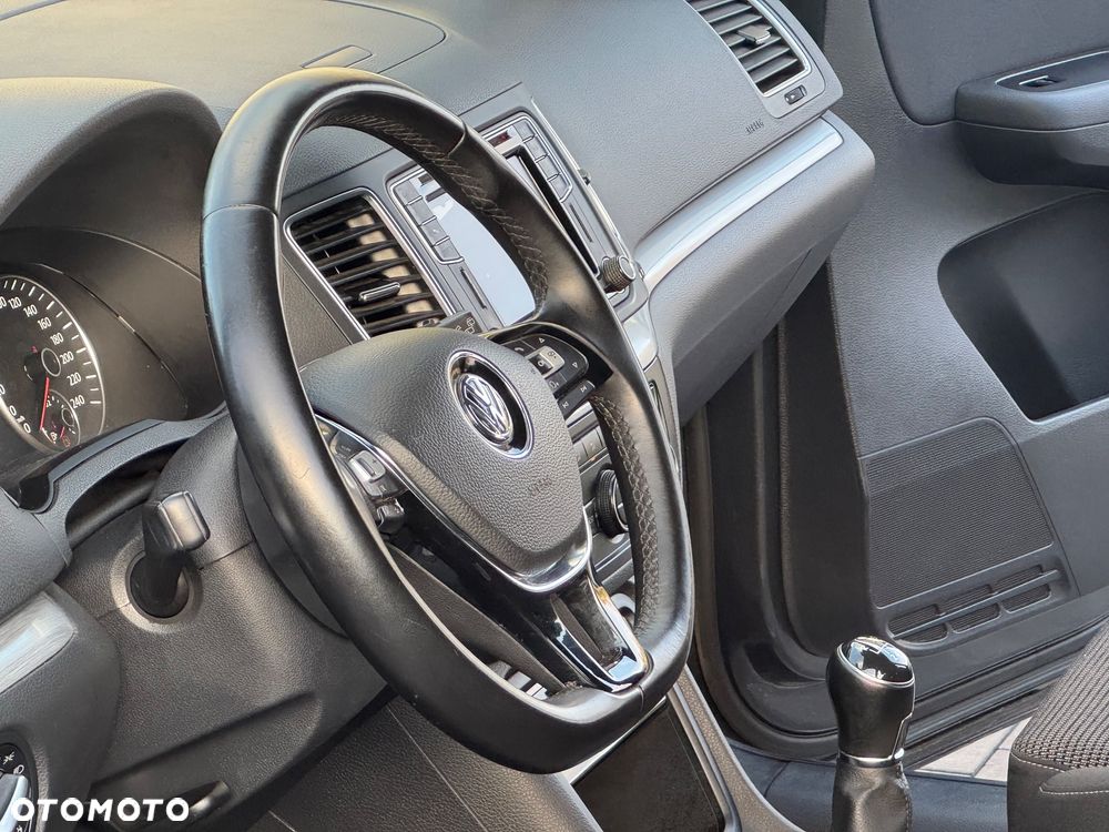 Volkswagen Sharan 2.0 TDI 4MOTION Highline - 22