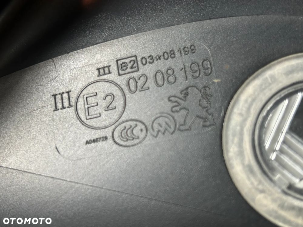 LUSTERKO PRAWE 232676028 0208199 PEUGEOT 3008 I 5008 6+5 PIN - 6